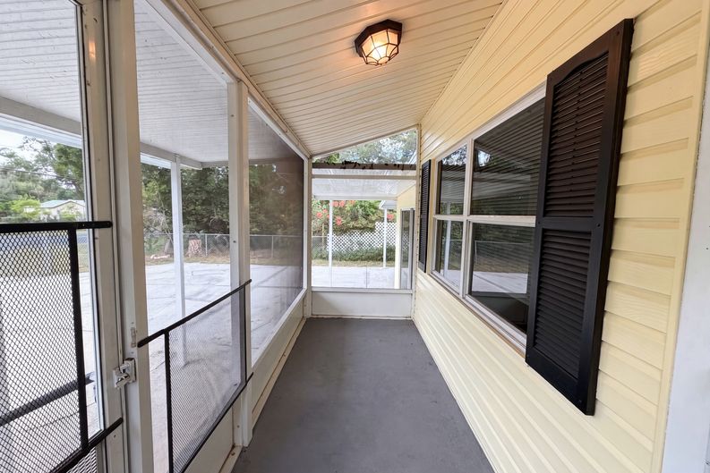 Photo 16 of 17 of 626 S 67th St, Tampa, FL