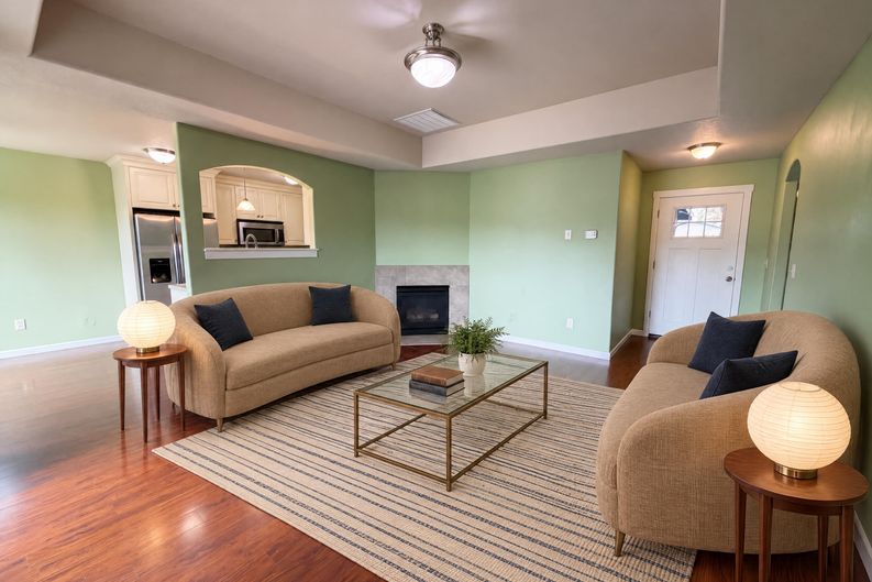 Photo 10 of 14 of 1615 SE Jonathan Ave, Dallas, OR