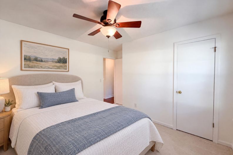 Photo 12 of 26 of 3040 Raymonds Ct, Loganville, GA
