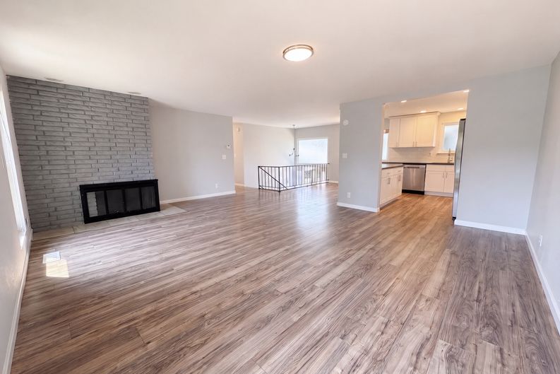 Photo 8 of 21 of 422 116th Pl SW, Everett, WA