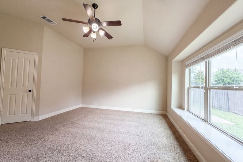Photo 4 of 20 of 4309 Gleneagles Dr, Mansfield, TX