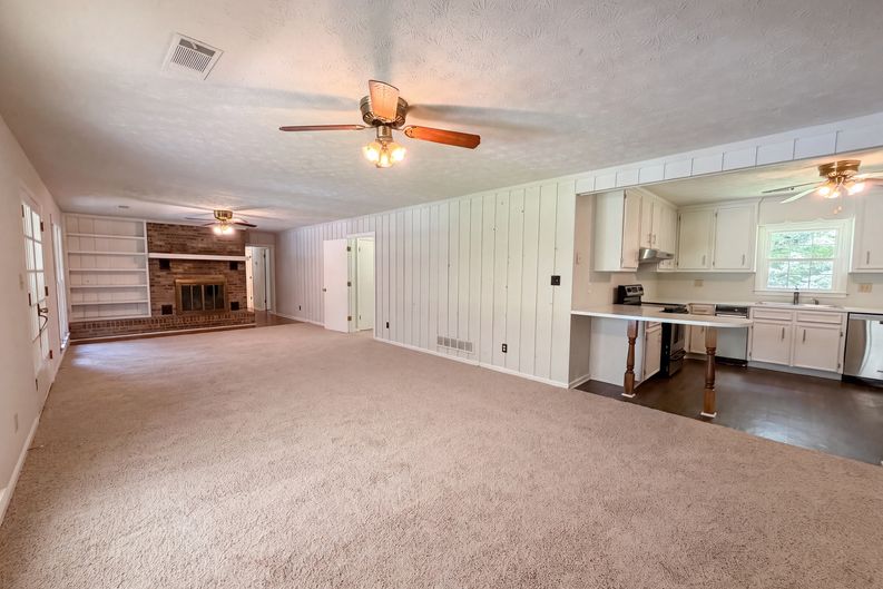 Photo 10 of 34 of 2310 McEachern School Rd, Powder Springs, GA