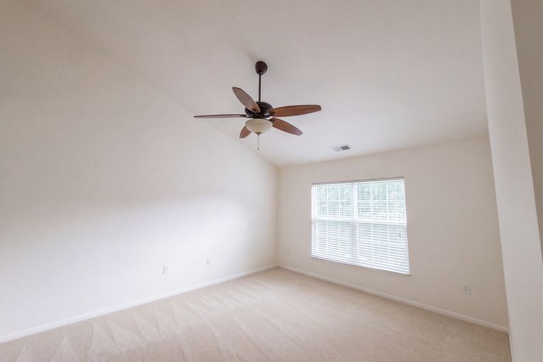 Photo 15 of 41 of 3037 Ellington Dr, Summerville, SC
