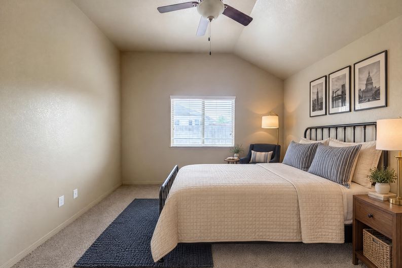 Photo 8 of 16 of 1023 Roanoke Dr, Temple, TX