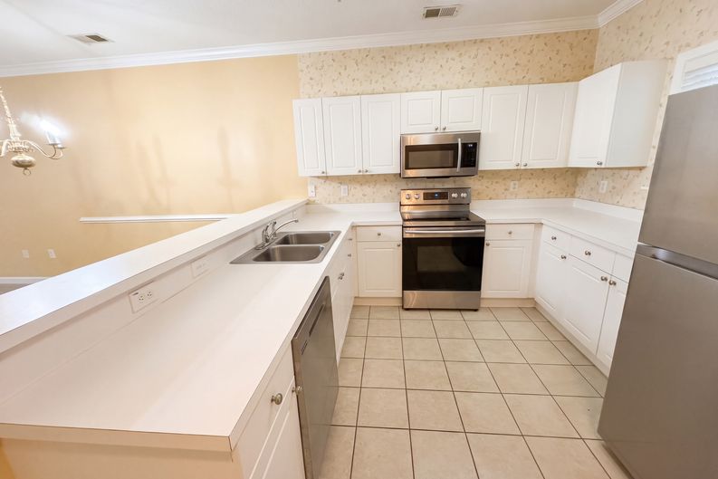 Photo 7 of 33 of 6253 Catalina Dr, North Myrtle Beach, SC