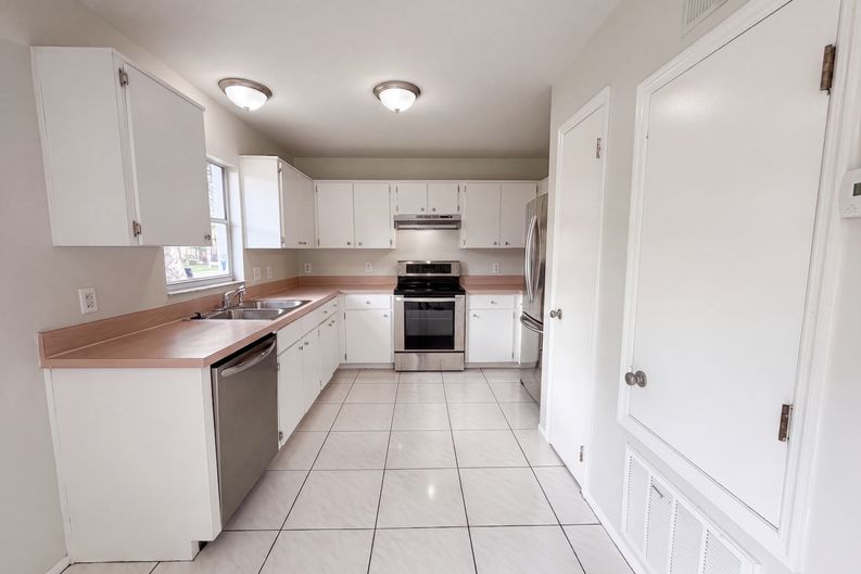 Photo 6 of 22 of 1611 Callie Ct, Apopka, FL
