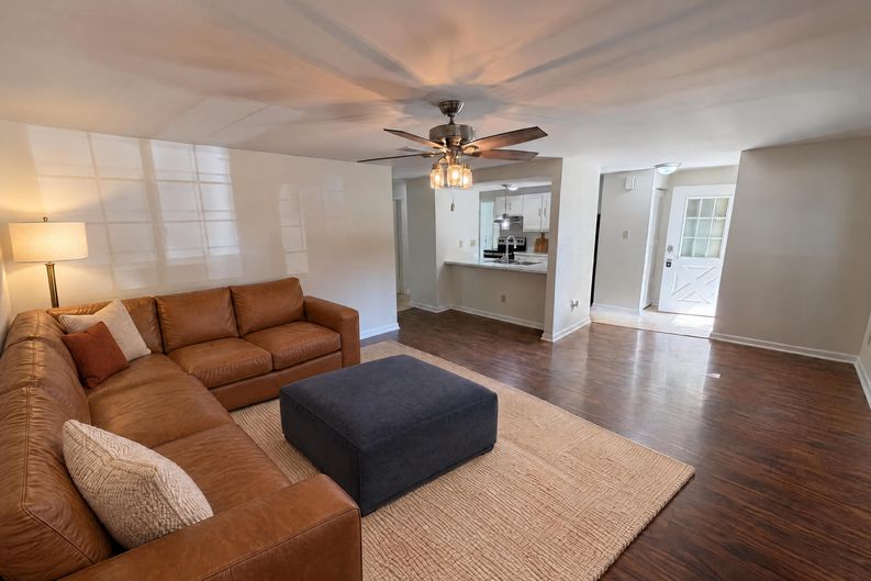Photo 9 of 18 of 3618 Gustar Ct, Charlotte, NC