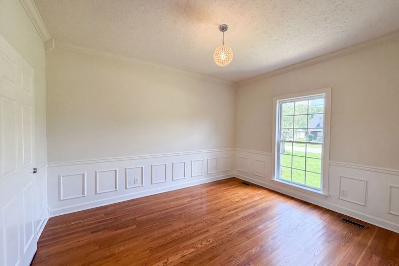 Photo 6 of 30 of 1044 Laramie Ct, Murfreesboro, TN