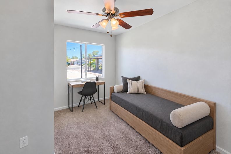 Photo 14 of 29 of 1131 E Virginia Ave, Phoenix, AZ