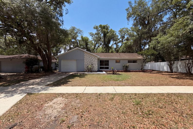 Photo 22 of 25 of 2768 Galatian Pl, Orlando, FL