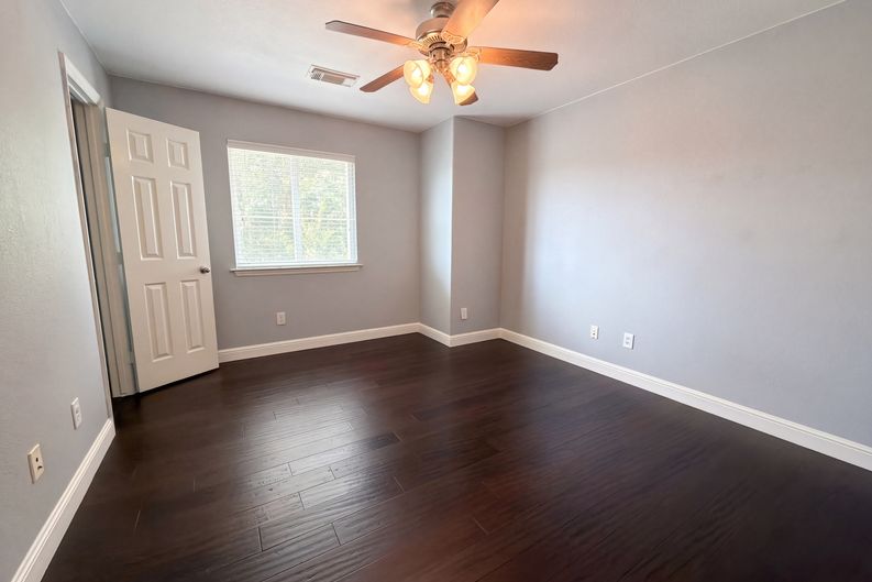 Photo 15 of 29 of 7002 Crockett Ridge Dr, Richmond, TX