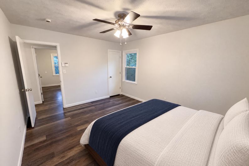 Photo 10 of 21 of 204 Arbor Way, Dallas, GA