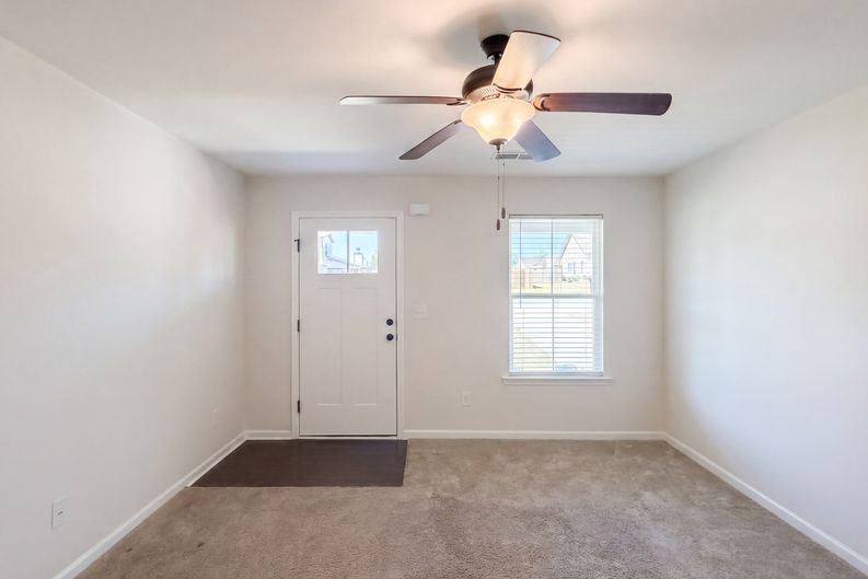 Photo 3 of 25 of 271 Stane Brook Ct, Jackson, GA