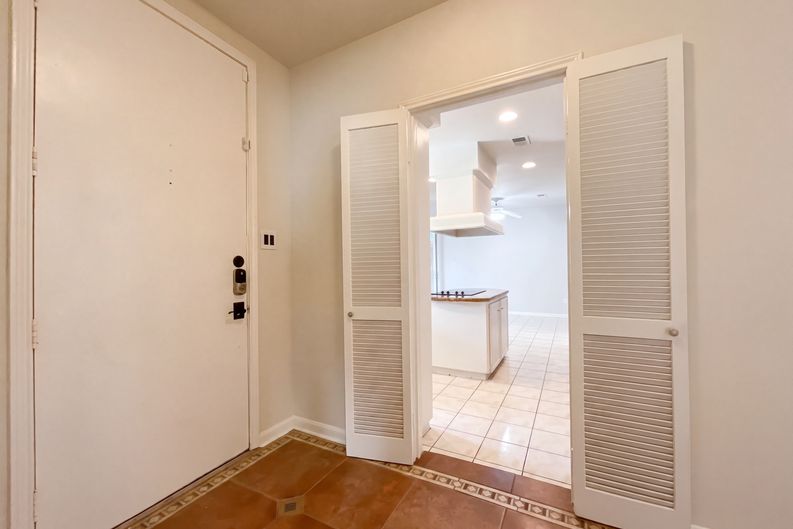 Photo 15 of 17 of 12910 Ashford Chase Dr, Houston, TX