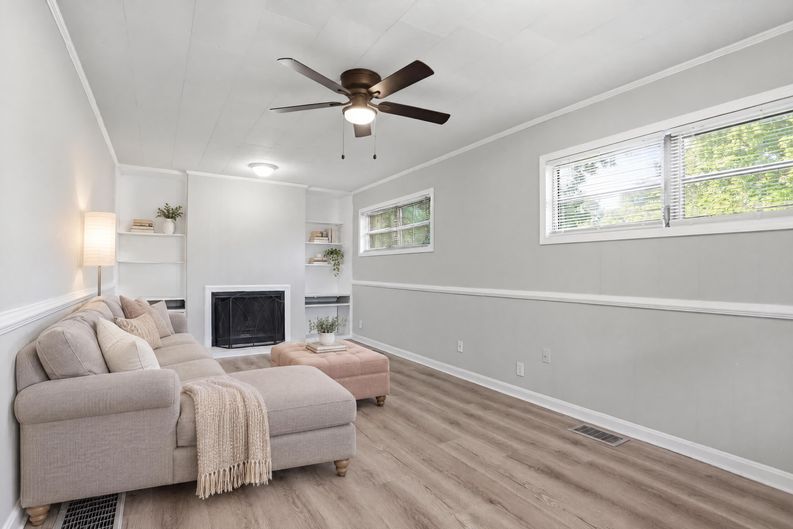 Photo 11 of 22 of 4570 Old Cowan Rd, Acworth, GA