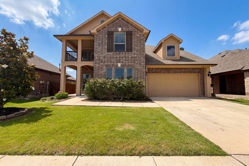 Photo 26 of 34 of 725 Lyndhurst Dr, Anna, TX