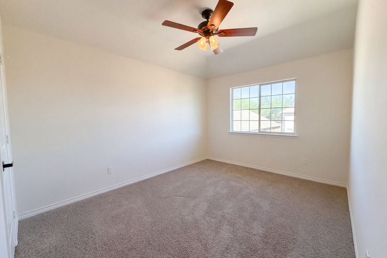 Photo 11 of 21 of 5800 Chuck Wagon Ln, McKinney, TX
