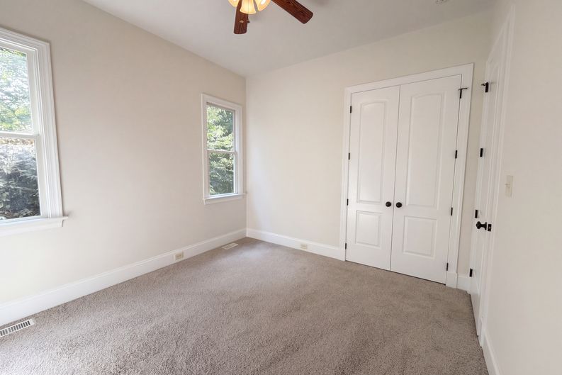 Photo 24 of 42 of 3027 Krogen Ct, Creedmoor, NC
