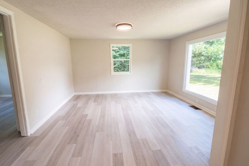 Photo 11 of 32 of 630 S Lee St, Batesburg, SC