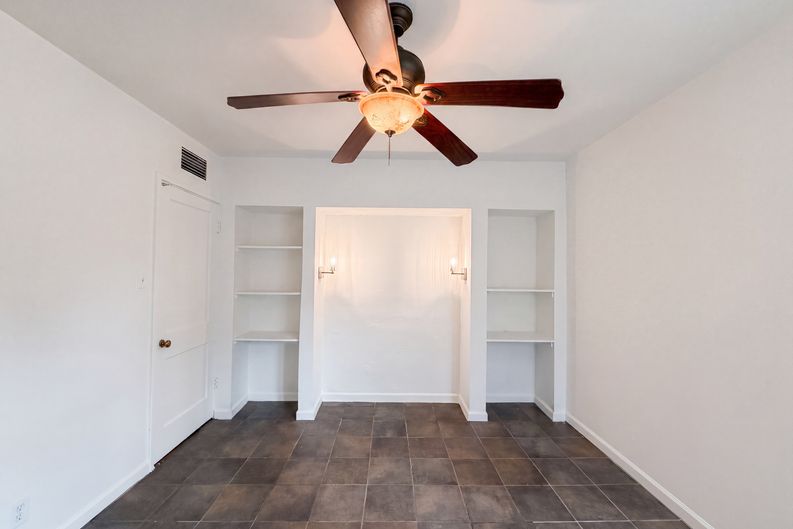 Photo 8 of 22 of 1835 E Palm Ln, Phoenix, AZ
