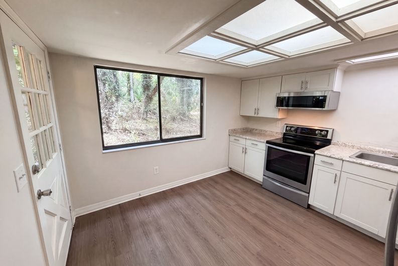 Photo 11 of 28 of 830 Dunbar Ter, Winter Springs, FL