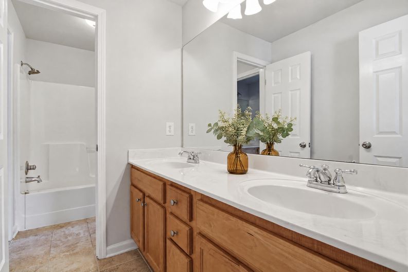 Photo 31 of 46 of 30 Roberson Dr NE, Cartersville, GA