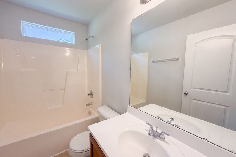 Photo 11 of 16 of 1317 Hosmer Ct, Wake Forest, NC