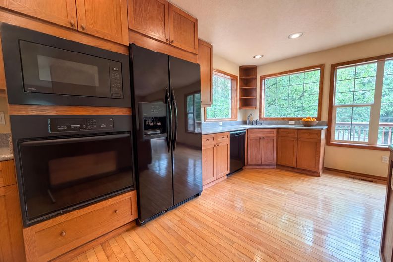 Photo 12 of 26 of 14292 SE Meadows Ln, Clackamas, OR