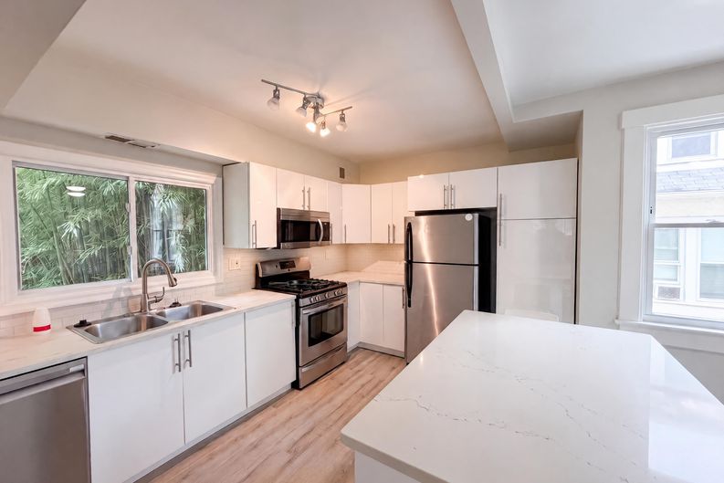 Photo 3 of 21 of 7405 Flower Ave, Takoma Park, MD