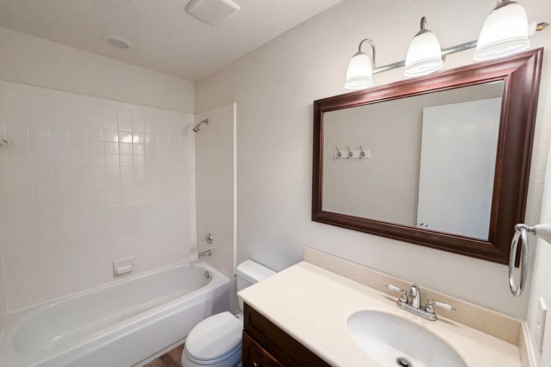Photo 16 of 30 of 1711 Kennedy Dr, Wylie, TX
