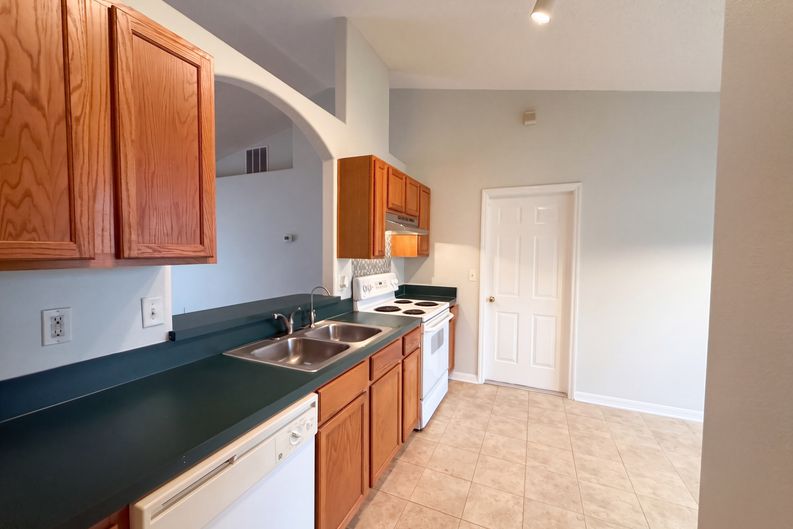 Photo 6 of 29 of 18 Rolland Ln, Palm Coast, FL