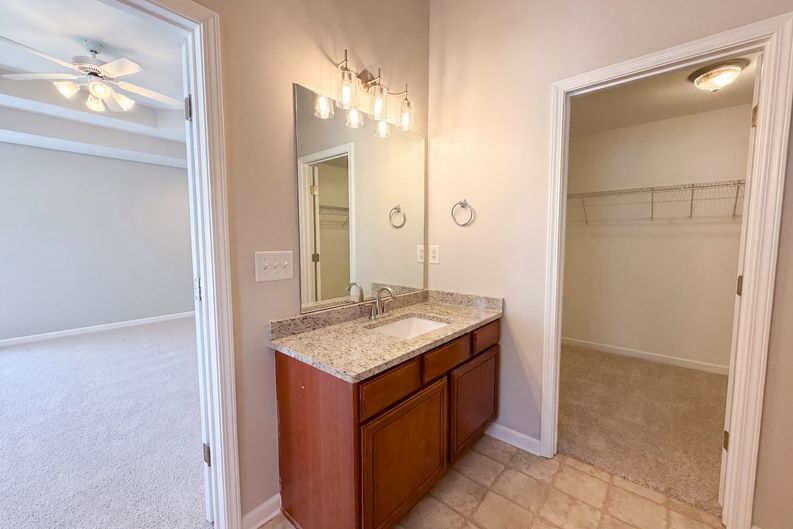 Photo 17 of 29 of 3010 Feradach Ln, Spring Hill, TN