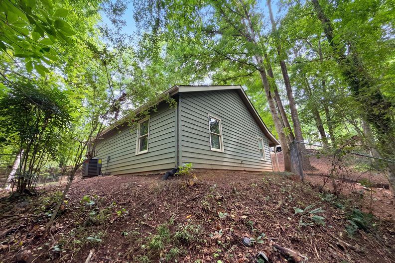 Photo 5 of 18 of 9315 Dogwood Pl, Gainesville, GA