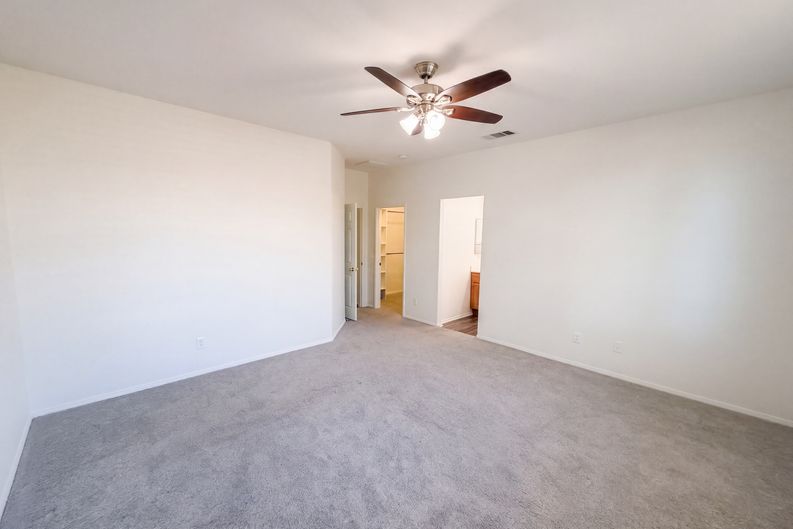 Photo 6 of 32 of 38129 Floricita St, Murrieta, CA