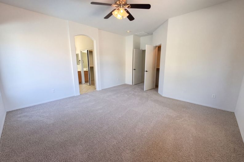 Photo 10 of 17 of 13026 W Corrine Dr, El Mirage, AZ