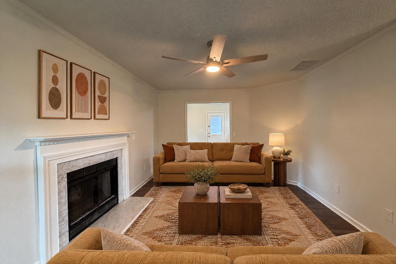 Photo 3 of 30 of 1001 Kingstree Ridge Dr, Winston Salem, NC