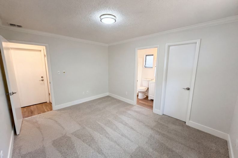 Photo 8 of 25 of 2768 Galatian Pl, Orlando, FL