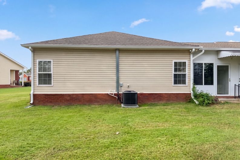 Photo 5 of 22 of 152 Jabrok Cir, Macon, GA