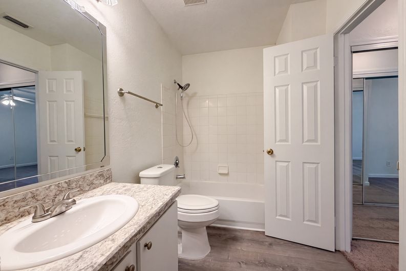 Photo 18 of 21 of 1701 The Greens Way, Jacksonville Beach, FL