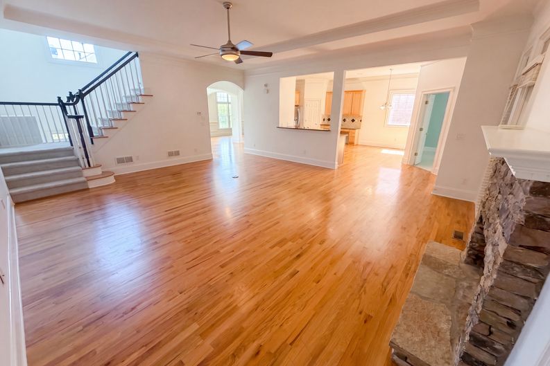 Photo 13 of 41 of 3725 Wescott Way, Sandy Springs, GA