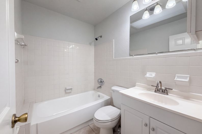 Photo 16 of 22 of 5082 San Clerc Rd, Jacksonville, FL