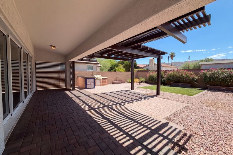 Photo 22 of 30 of 841 E Gary Ln, Phoenix, AZ