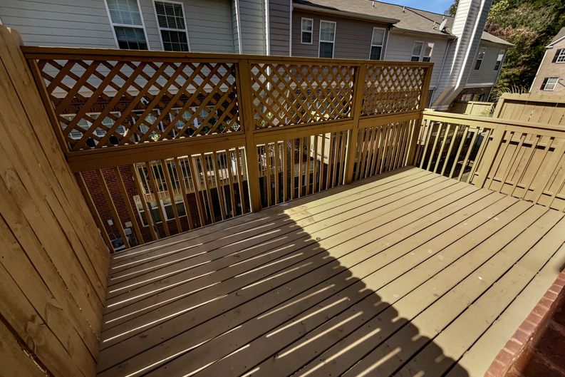 Photo 10 of 52 of 1622 Halliard Dr, Lawrenceville, GA