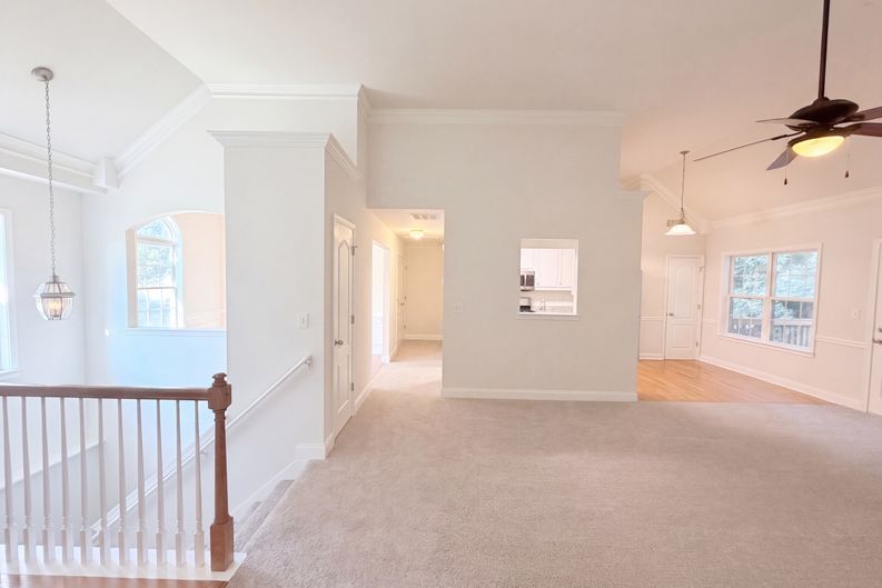 Photo 7 of 27 of 1412 White Oak Trce, Loganville, GA