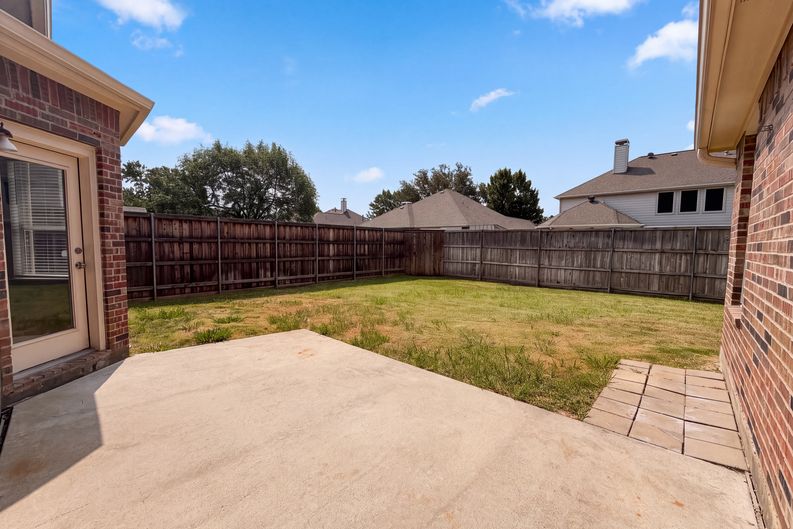 Photo 29 of 31 of 1221 Old Oak Trl, Flower Mound, TX
