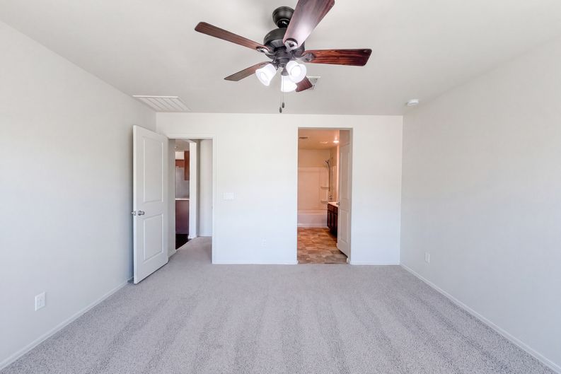 Photo 4 of 30 of 25797 W Siesta Way, Buckeye, AZ