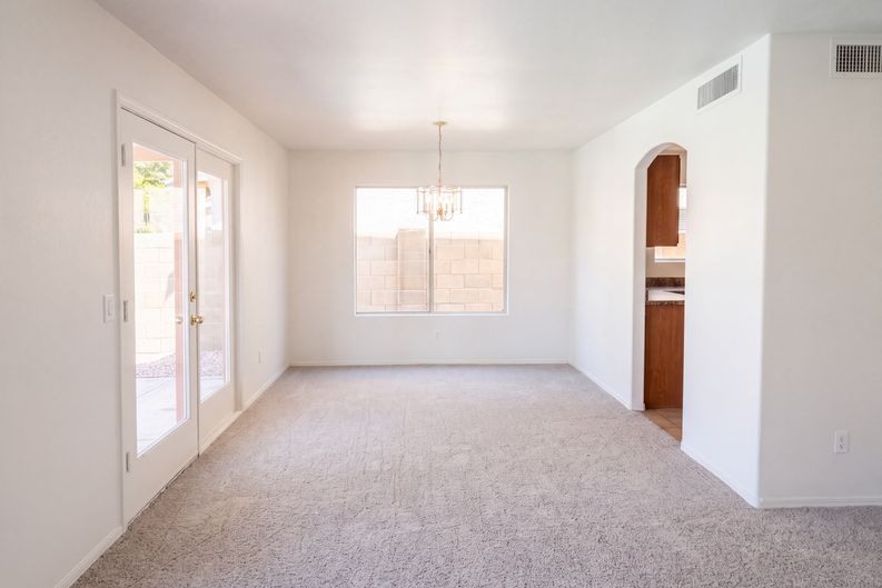 Photo 6 of 30 of 7436 W Sanna St, Peoria, AZ