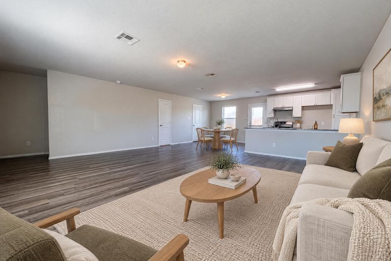 Photo 3 of 17 of 210 Expedition Way, San Antonio, TX