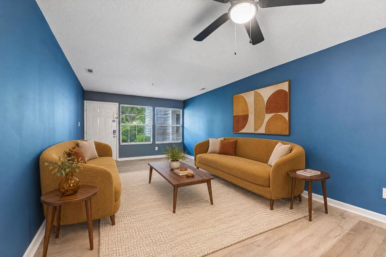 Photo 7 of 17 of 4900 Avenida Del Sol Dr, Raleigh, NC