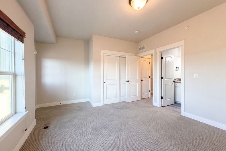 Photo 4 of 65 of 3903 Le Fever Dr, Fort Collins, CO